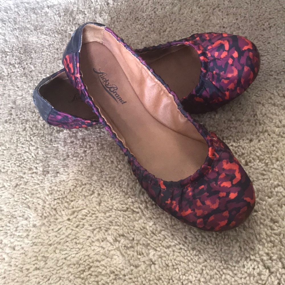 Lucky brand flats